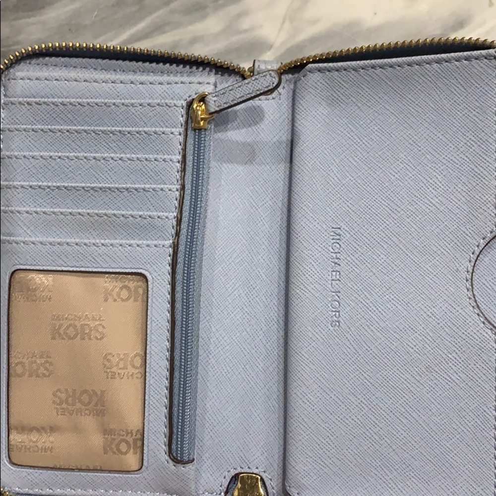 Michael Kors Wallet - Picture 3 of 3